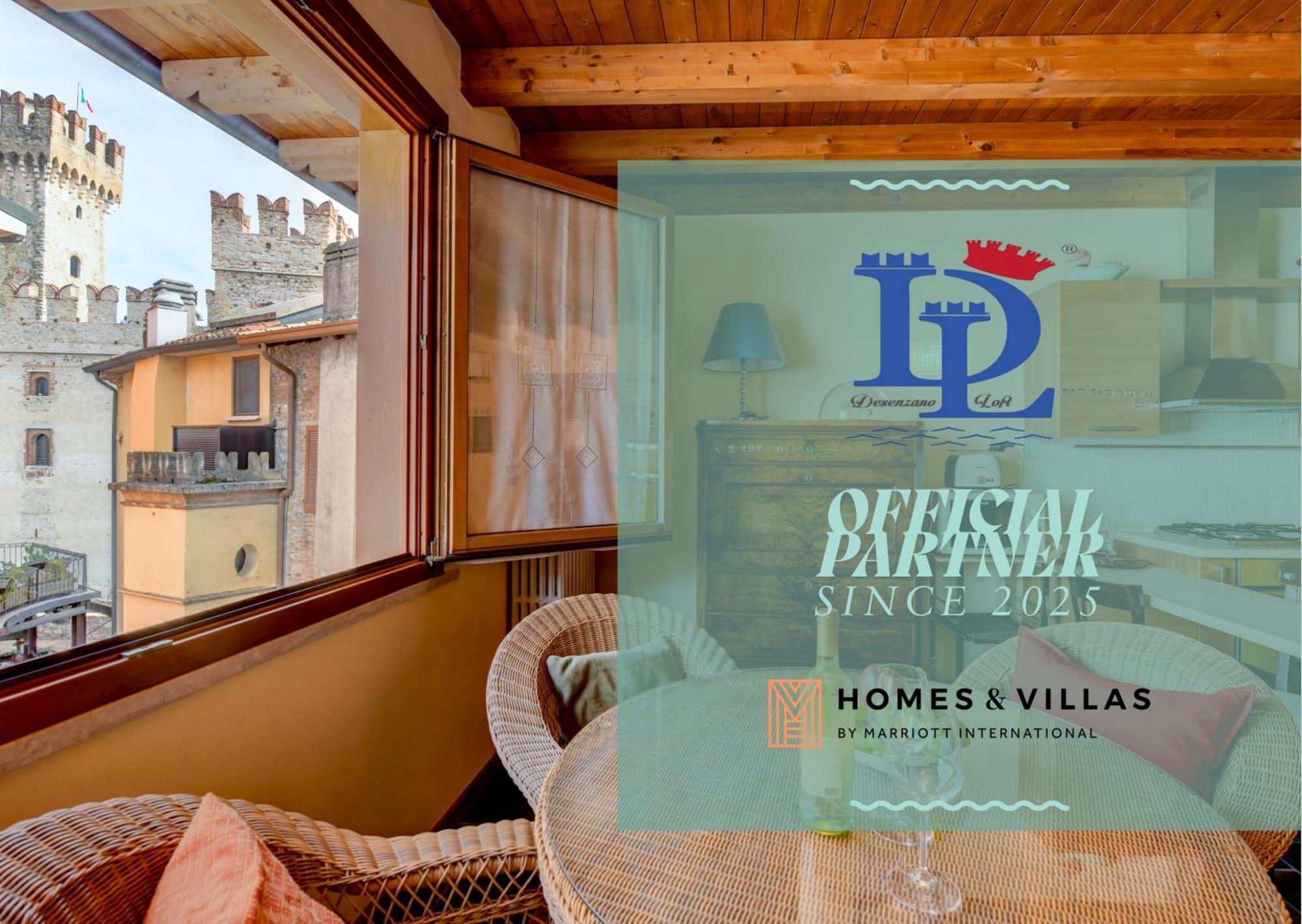 Desenzanoloft Official Partner Marriott Homes & Villas -Penthouse Never Say Never Sirmione Castle View المظهر الخارجي الصورة
